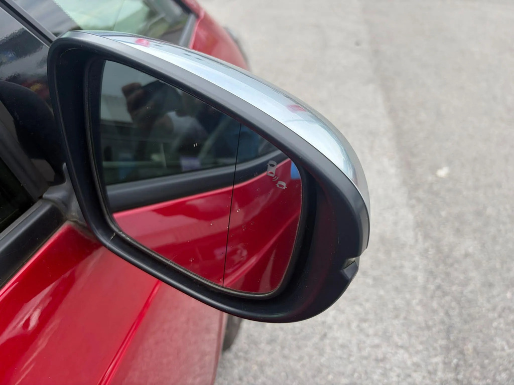 Honda Jazz Hat 1.5 Sr Style Plus Pack Cvt Red #22