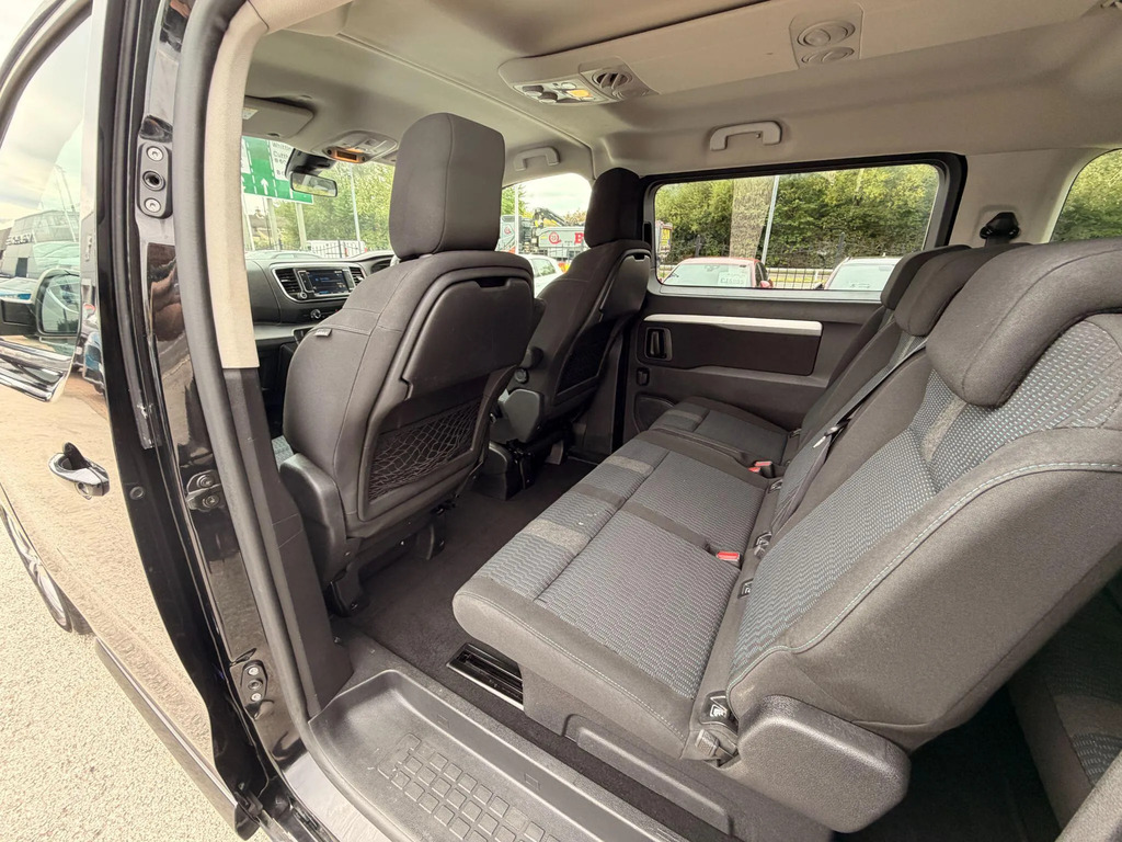 Peugeot Traveller 2L Active Black #15