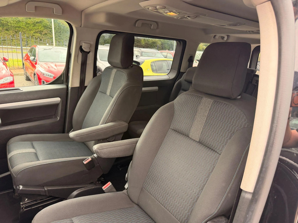 Peugeot Traveller 2L Active Black #14