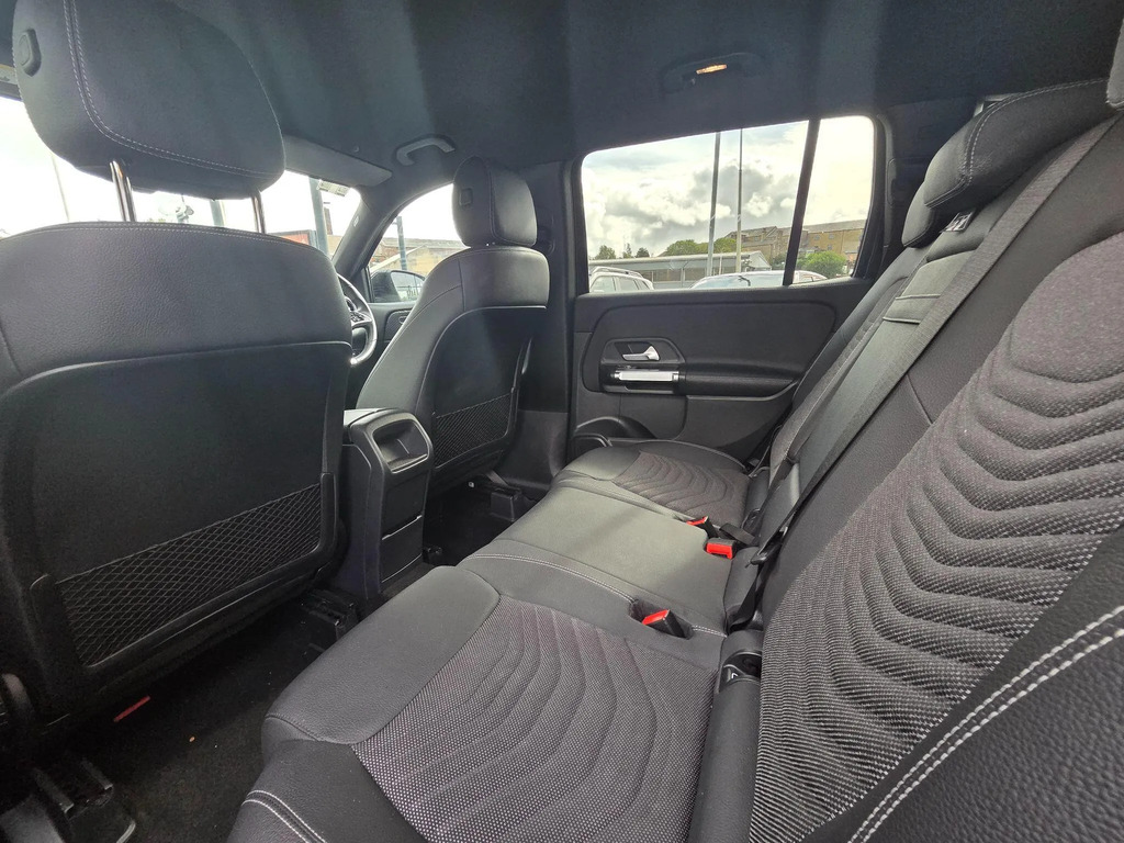 Mercedes-Benz GLB Class Sport Executive Black #17