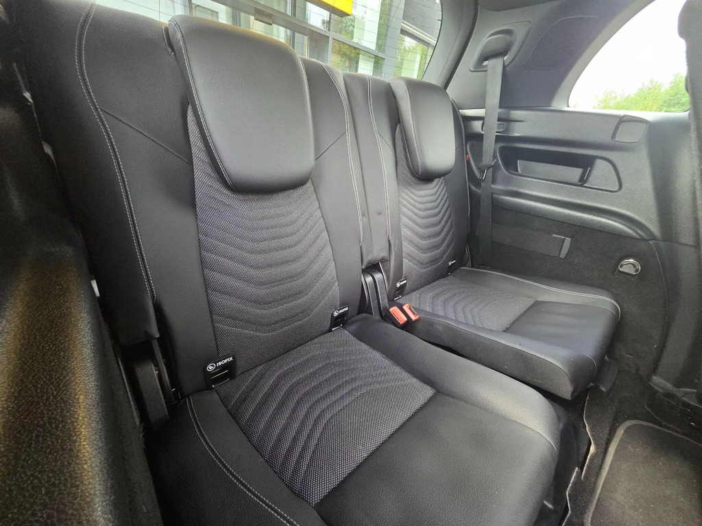 Mercedes-Benz GLB Class Sport Executive Black #15