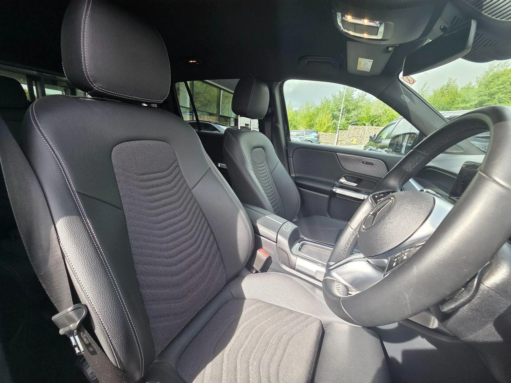 Mercedes-Benz GLB Class Sport Executive Black #13