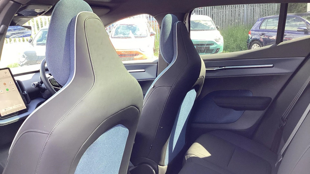 Volvo EX30 200Kw Sm Extended Range Plus 69Kwh Grey #30