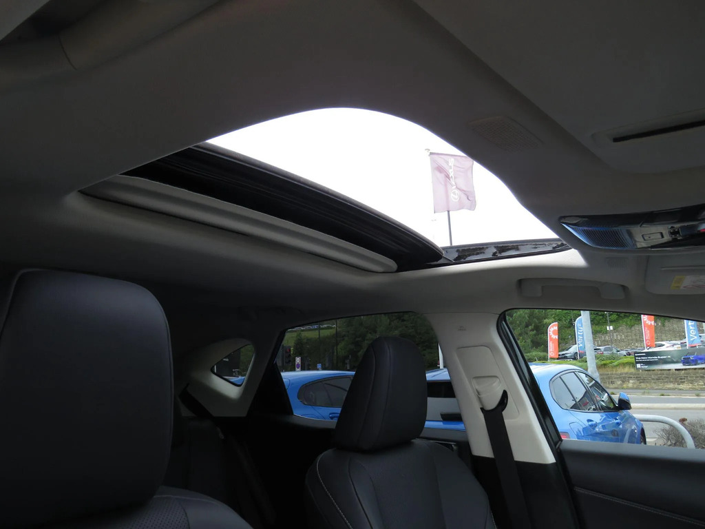 Lexus NX 350H 2.5 E-cvt 2023 White #17