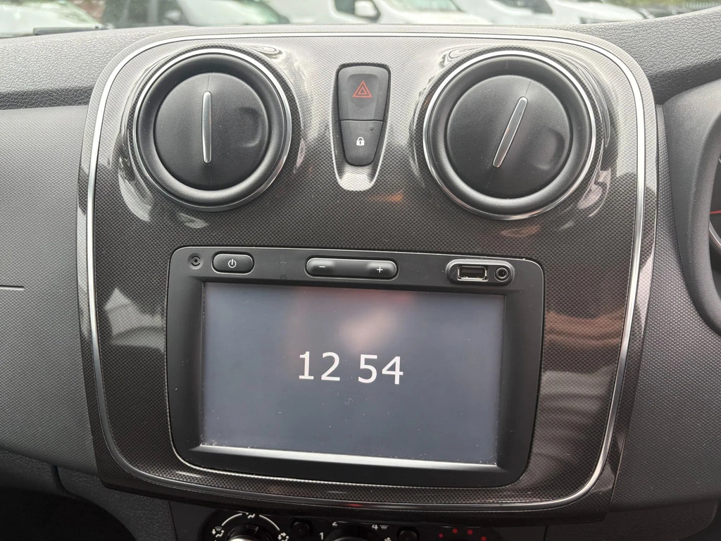 Dacia Sandero 0.9 Tce Essential White #15
