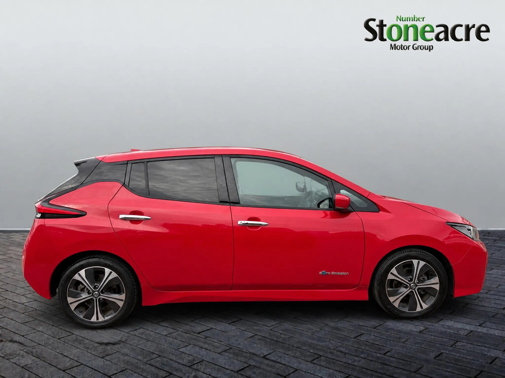 Nissan Leaf 110Kw Tekna 40Kwh Red #7