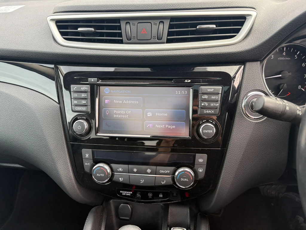Nissan Qashqai Tekna Dci Silver #23