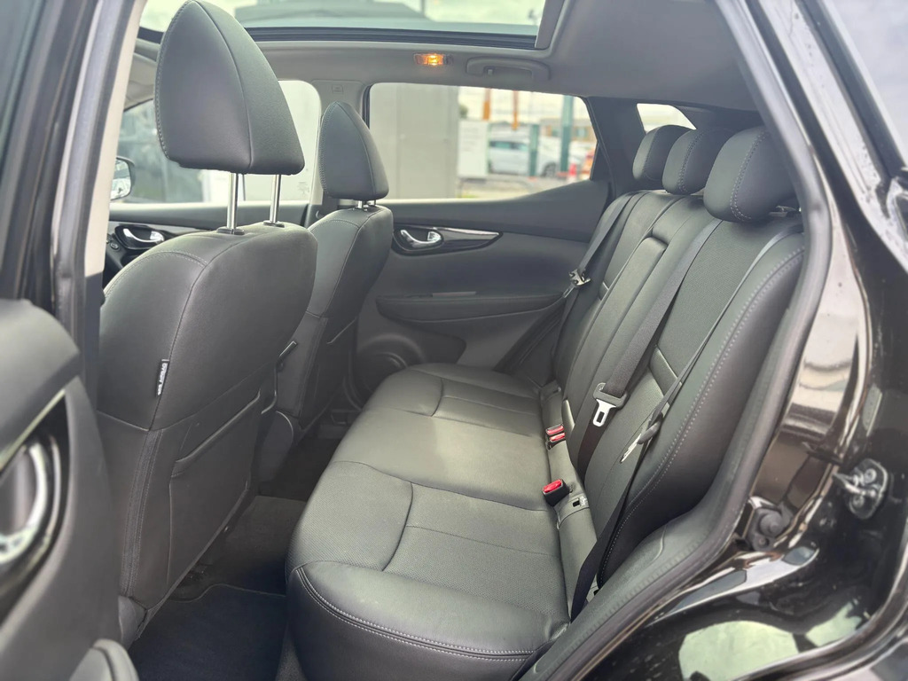 Nissan Qashqai Tekna Dci Silver #14