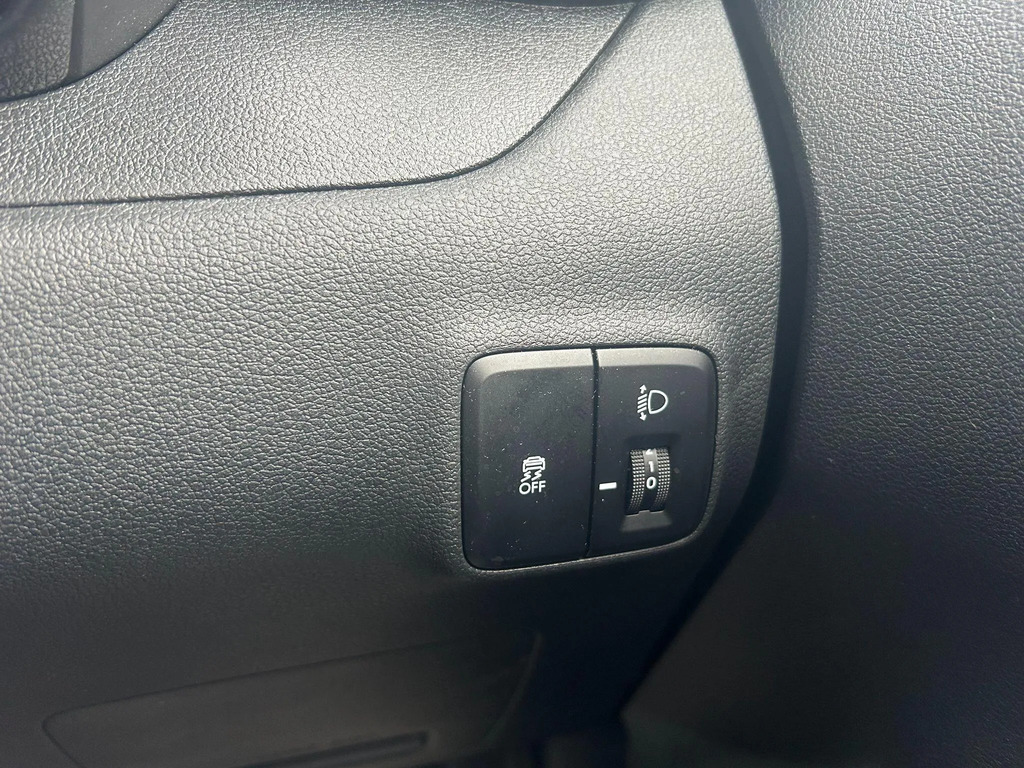 Hyundai I10 Advance White #15
