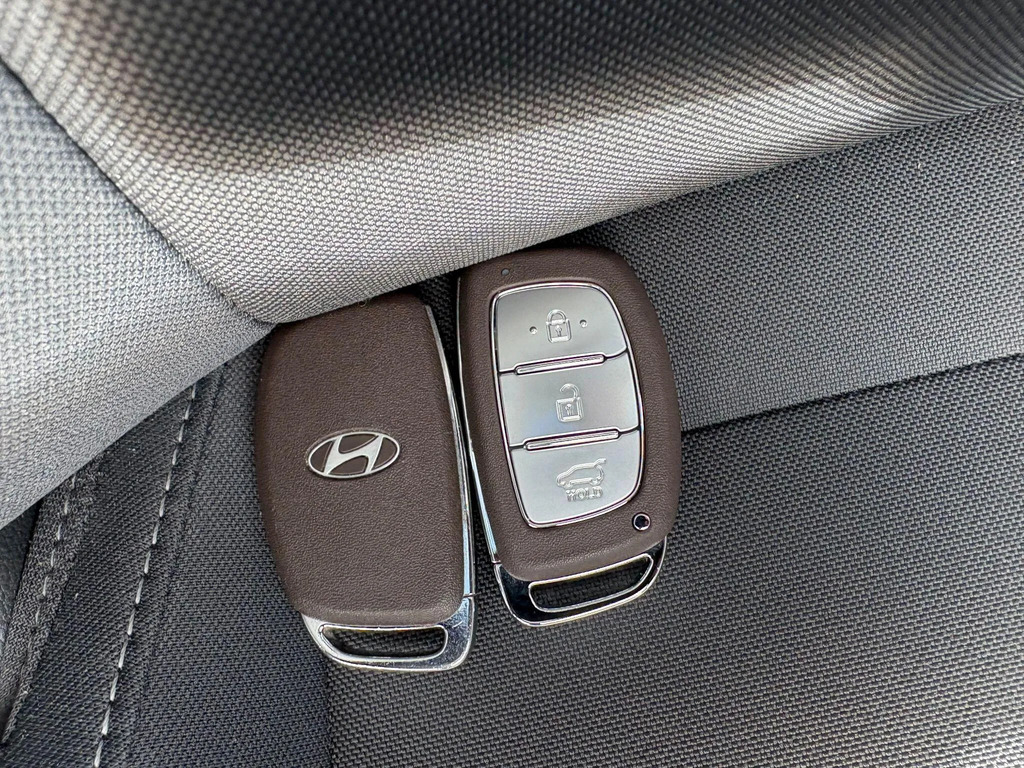 Hyundai Bayon Premium Grey #19