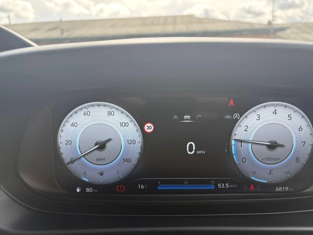 Hyundai Bayon Premium Grey #27