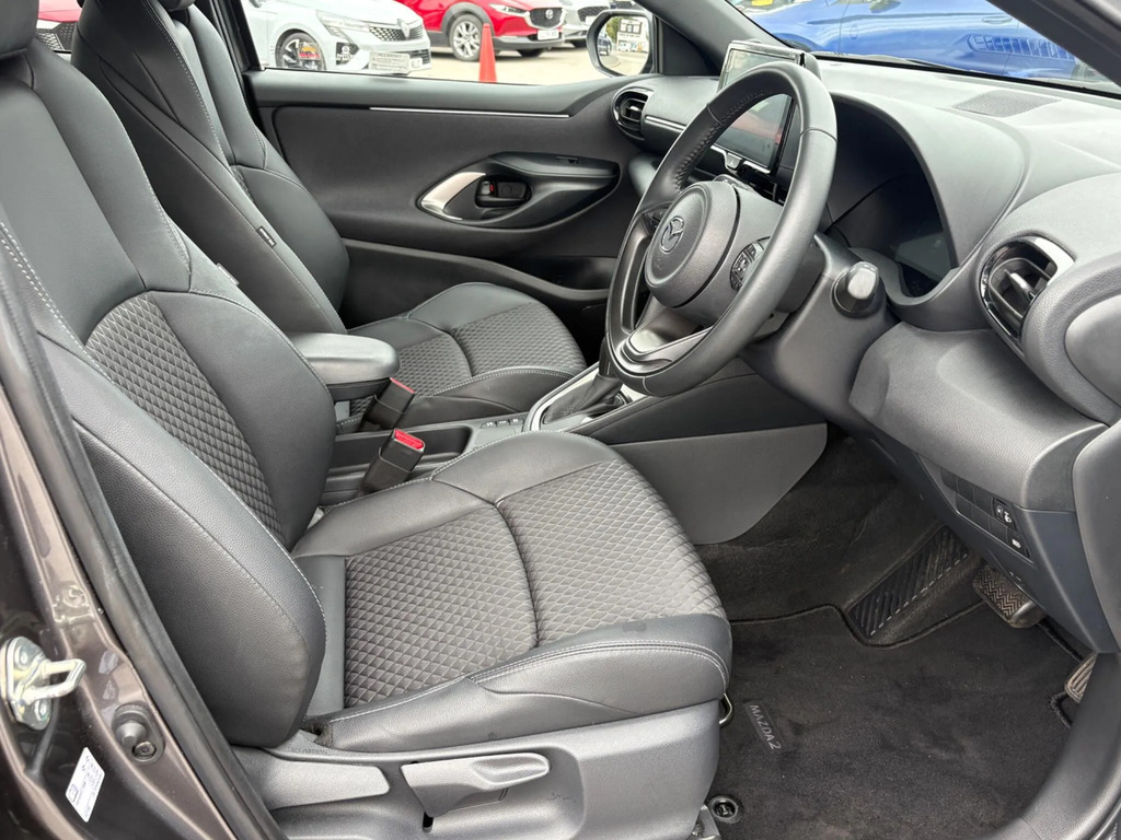 Mazda 2 1.5 Skyactiv G Homura Aka Silver #9