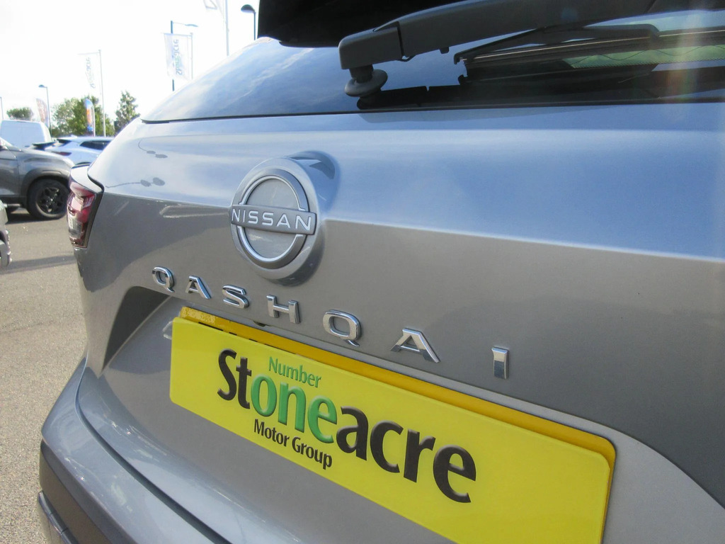 Nissan Qashqai Tekna Silver #44