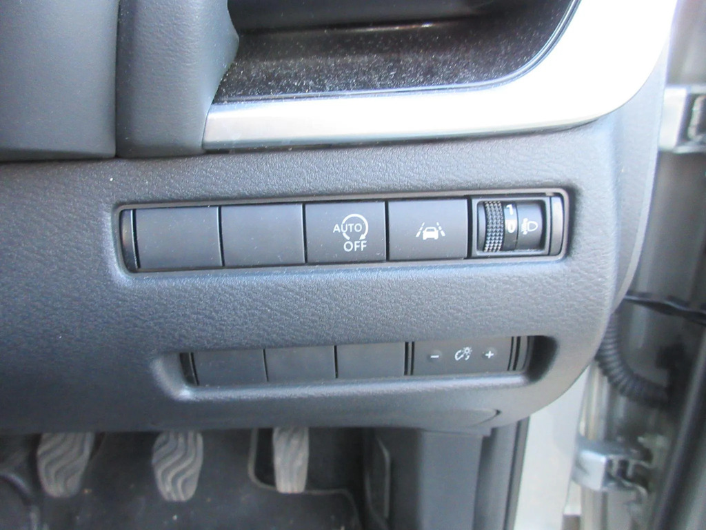 Nissan Qashqai Tekna Silver #20