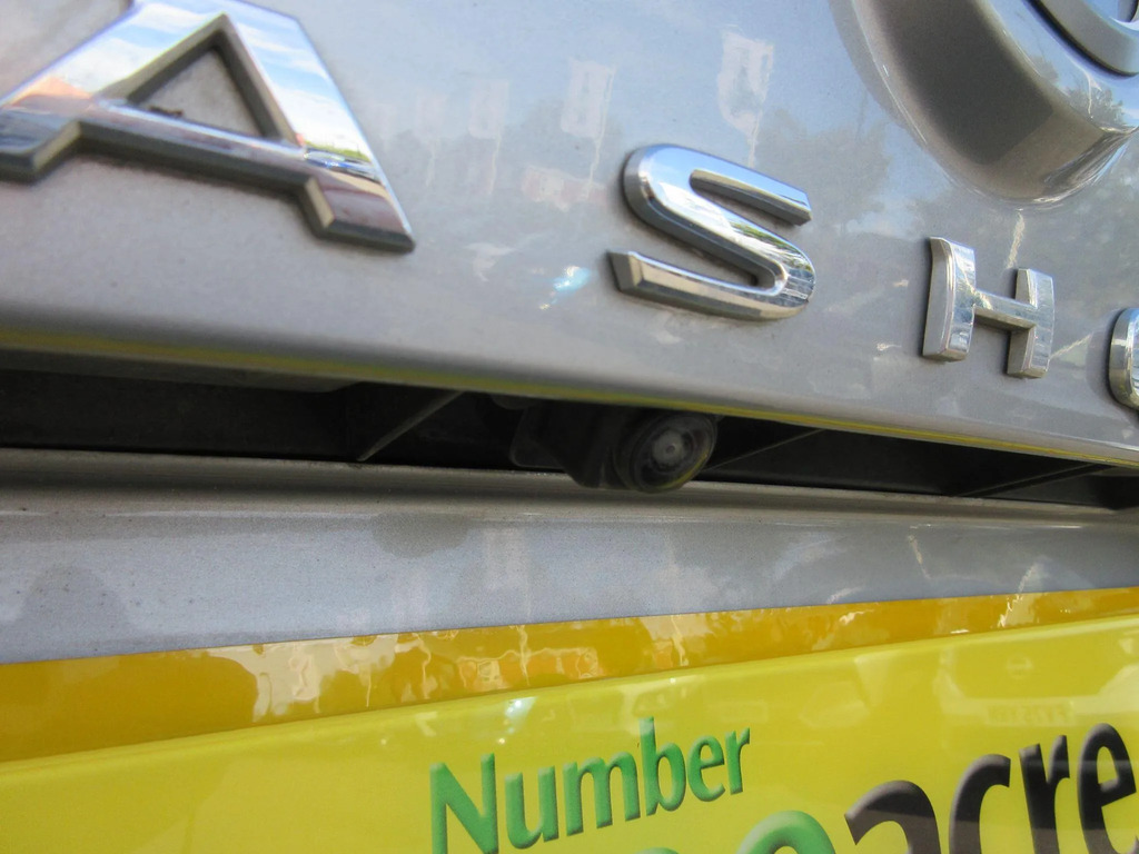 Nissan Qashqai Tekna Silver #45