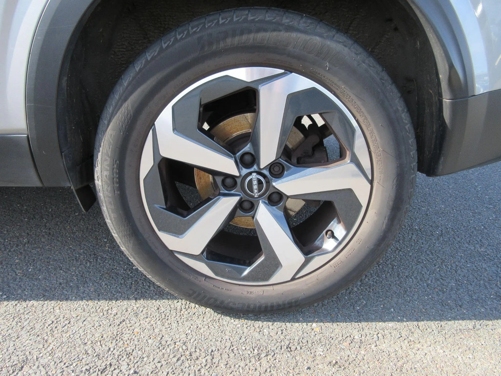 Nissan Qashqai Tekna Silver #29
