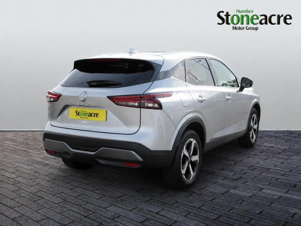 Nissan Qashqai Tekna Silver #8