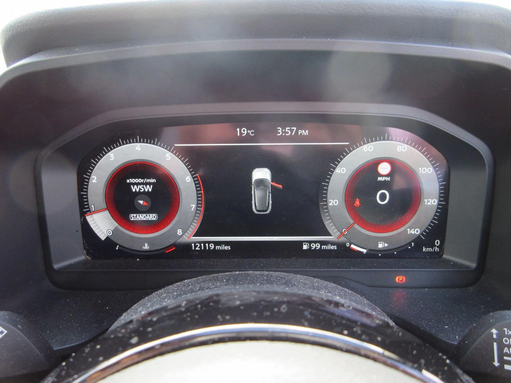 Nissan Qashqai Tekna Silver #36