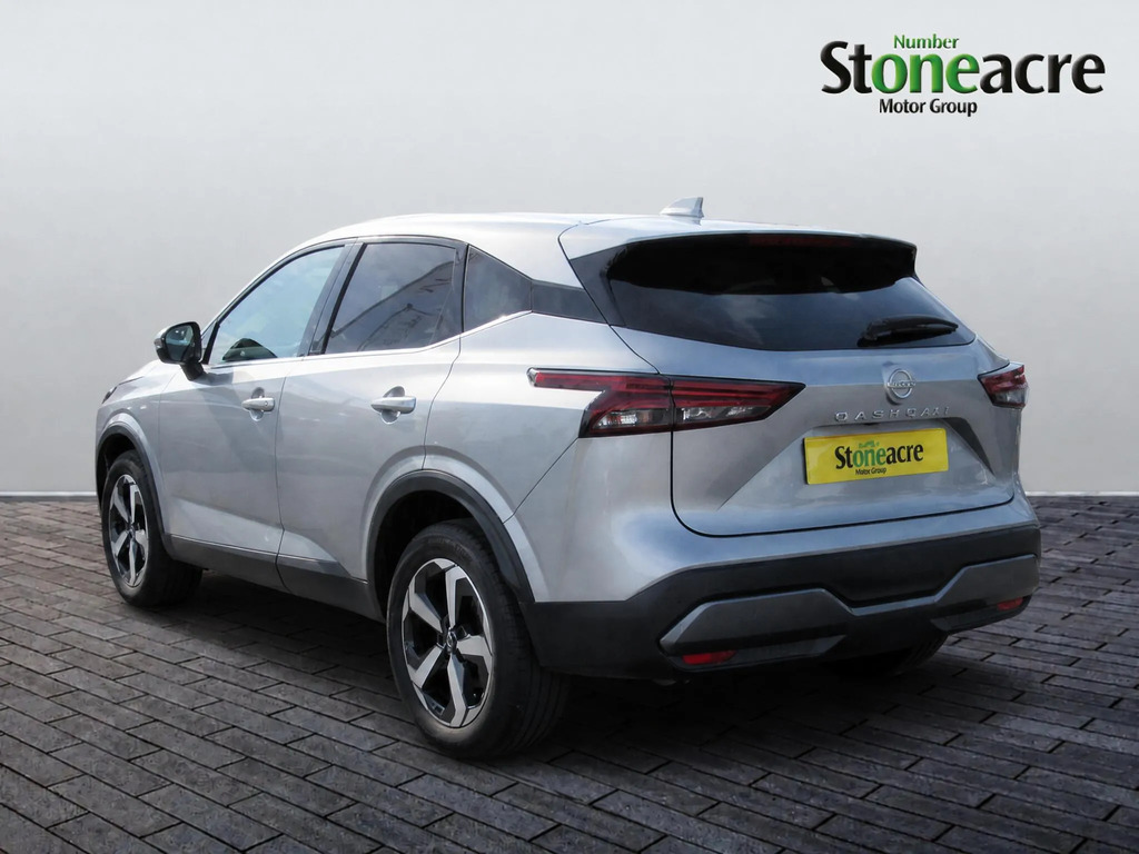 Nissan Qashqai Tekna Silver #4