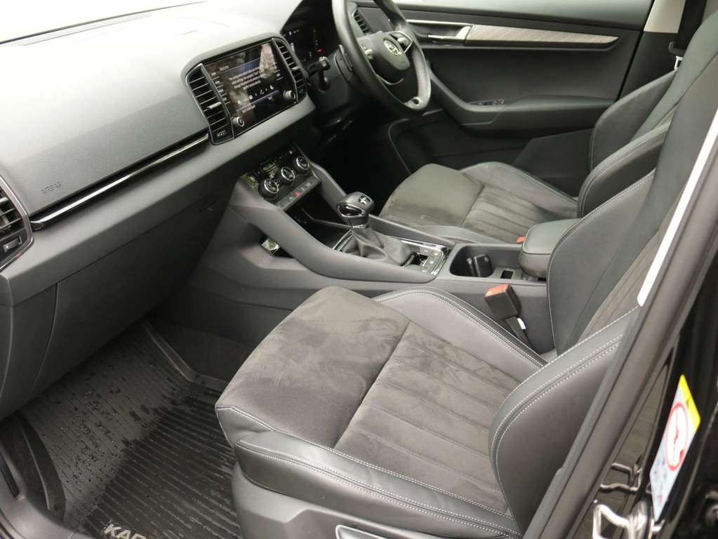 Skoda Karoq Suv Grey #15