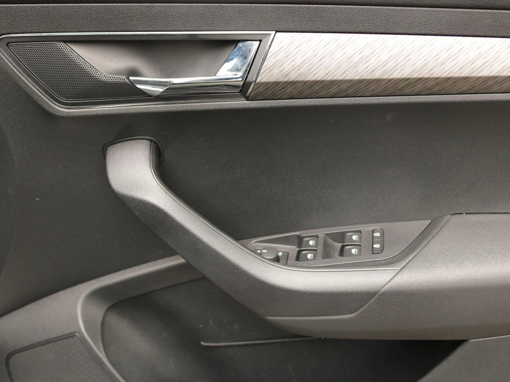 Skoda Karoq Suv Grey #28