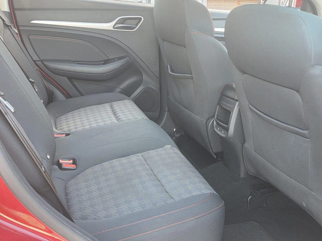 MG ZS 1.0T Gdi Excite Dct Blue #16