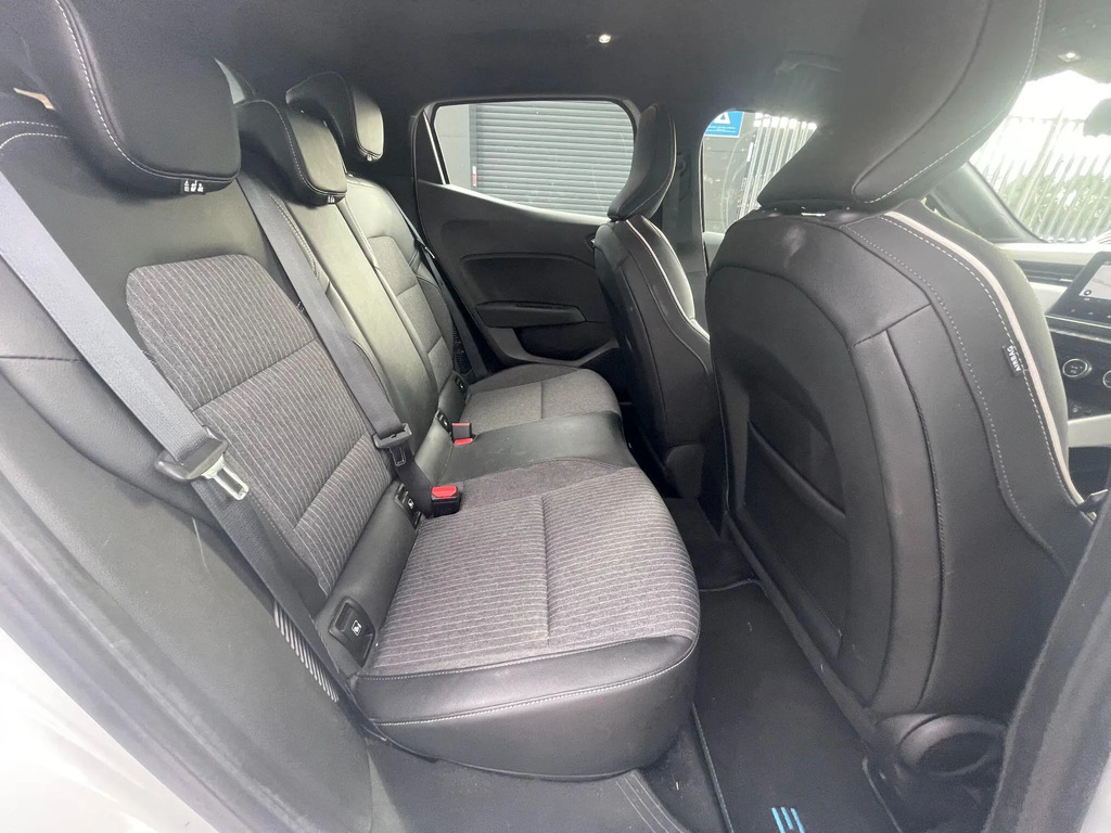 Renault Clio 1.0 Tce Iconic Hatchback  #22