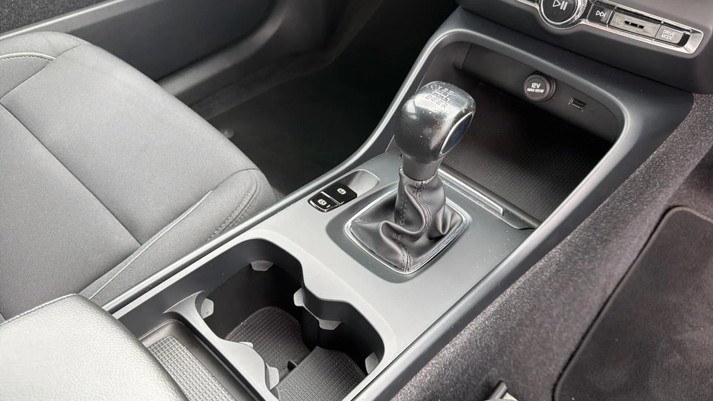 Volvo XC40 2L Inscription Blue #17