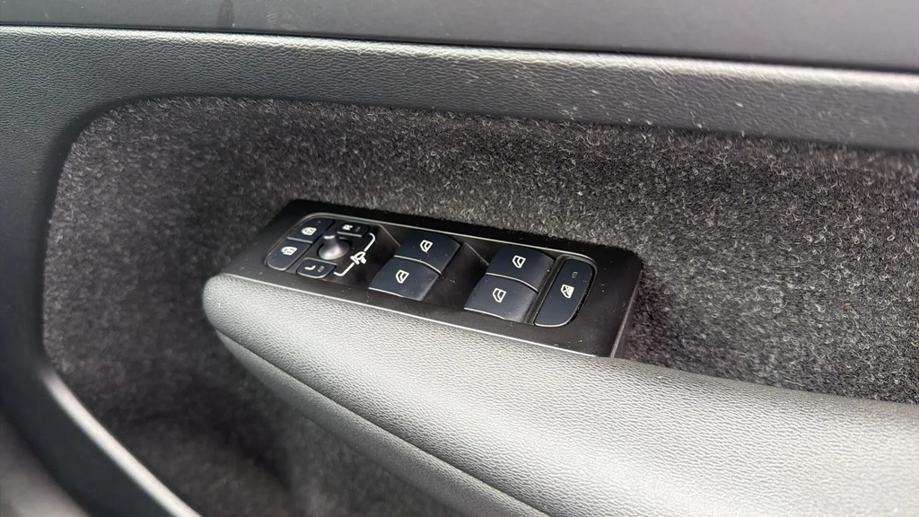 Volvo XC40 2L Inscription Blue #24
