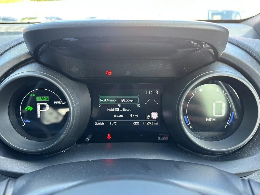 Toyota Yaris Design Silver #9