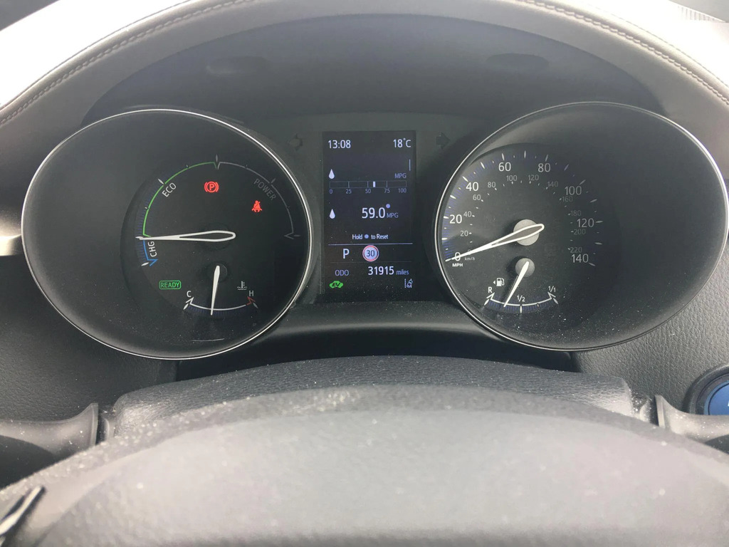 Toyota C-Hr Excel White #15