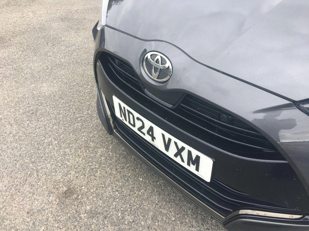 Toyota Yaris Design YK74XJU Grey #29