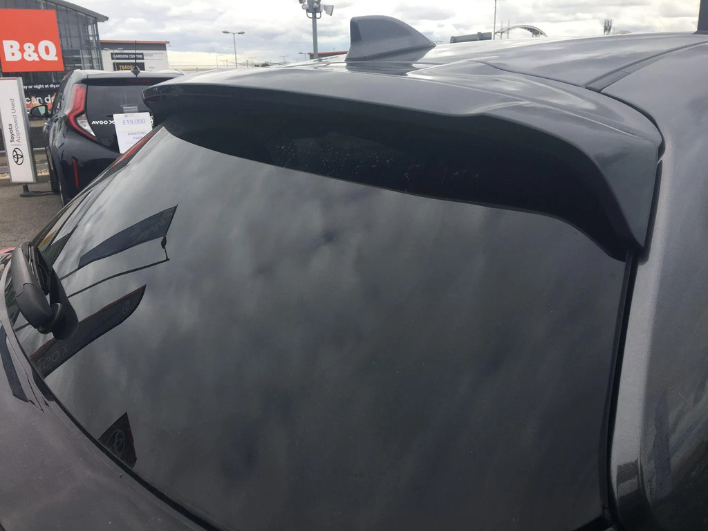 Toyota Yaris Design YK74XJU Grey #32