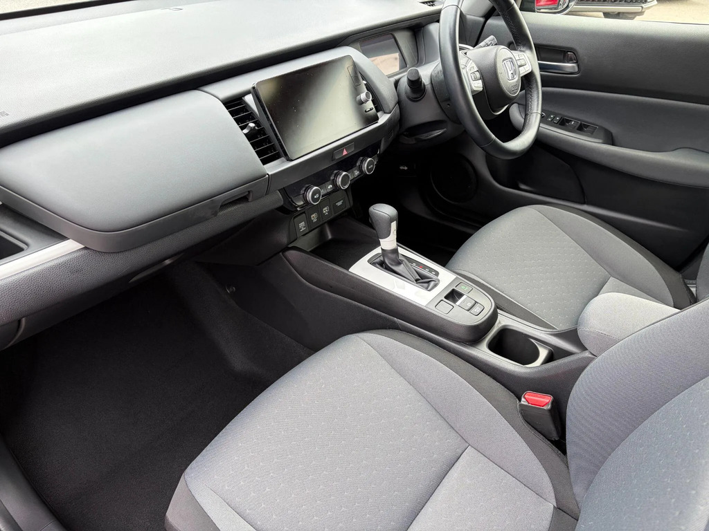 Honda Jazz Crosstar Advance White #10