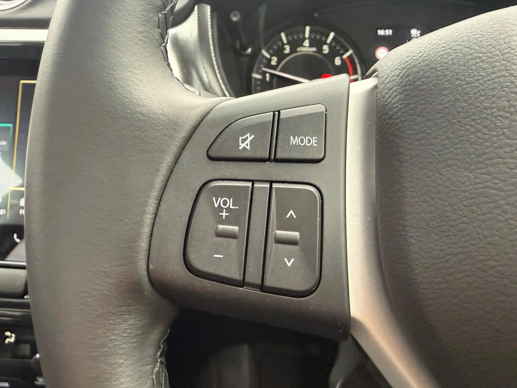 Suzuki Vitara Vitara 61Kwh Ultra Allgrip Green #18