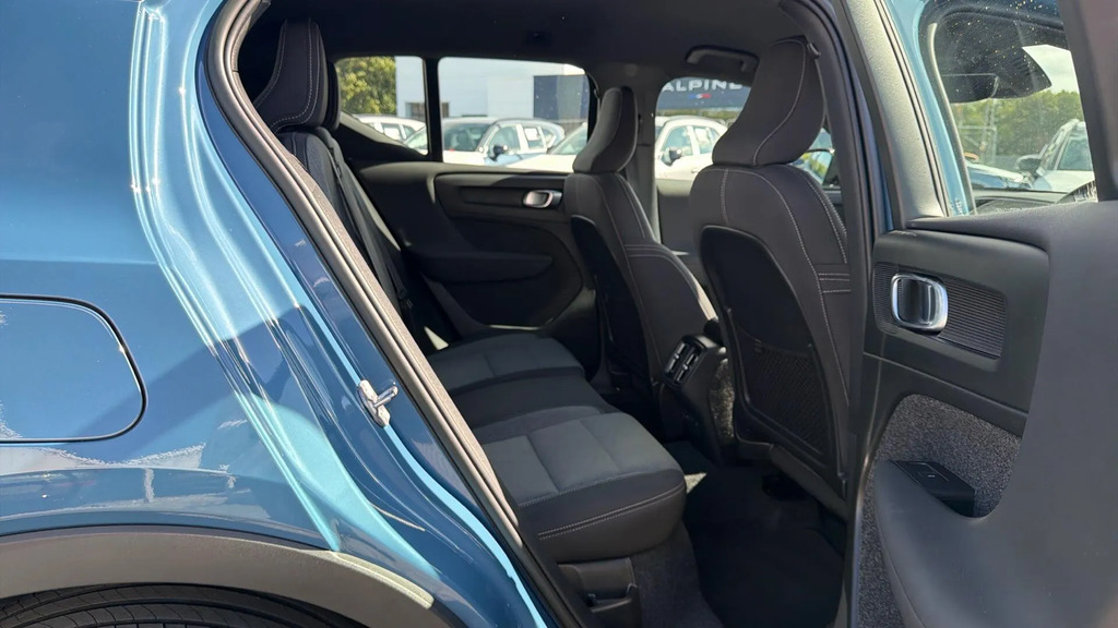 Volvo XC40 2.0 B3p Plus Dark  #6