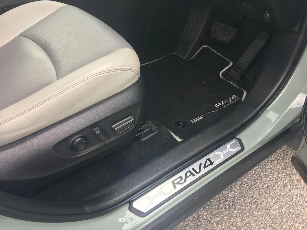 Toyota Rav 4 Rav4 Dynamic Hev 4X2 Cvt Black #39