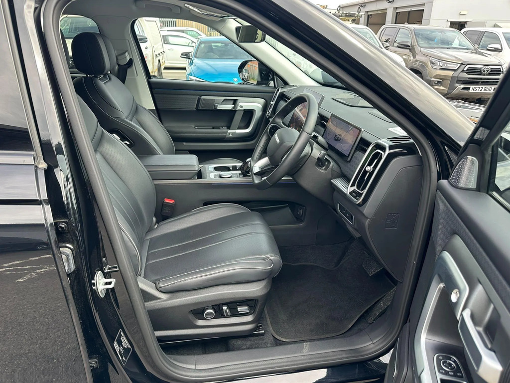 JAECOO 7 Suv 1.5 T Shs 18.3Kwh Luxury 2025 Black #11