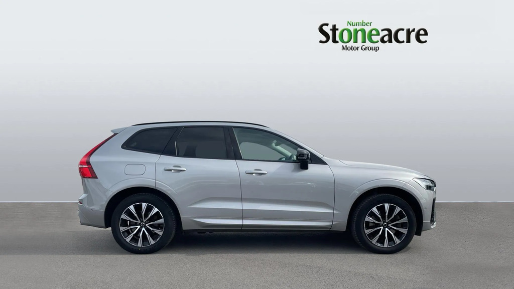 Volvo XC60 Suv #3