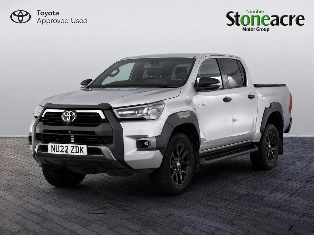 Toyota HILUX Pickup #2