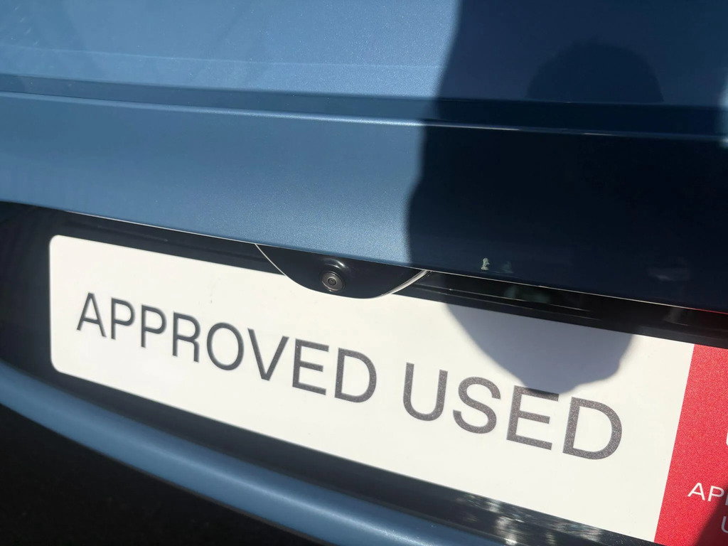 MG IM5 100Kwh Performance Saloon 4Wd 7 Blue #9