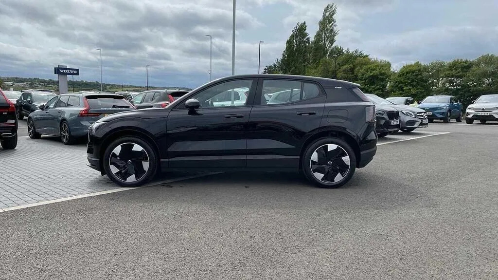 Volvo EX30 P5 Long Range 69Kwh Plus #2