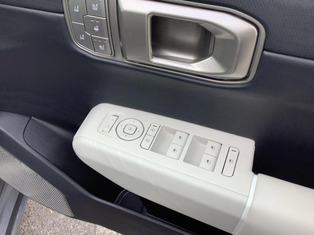 Kia EV4 81.4Kwh Air Hatchback 201 Bhp White #15