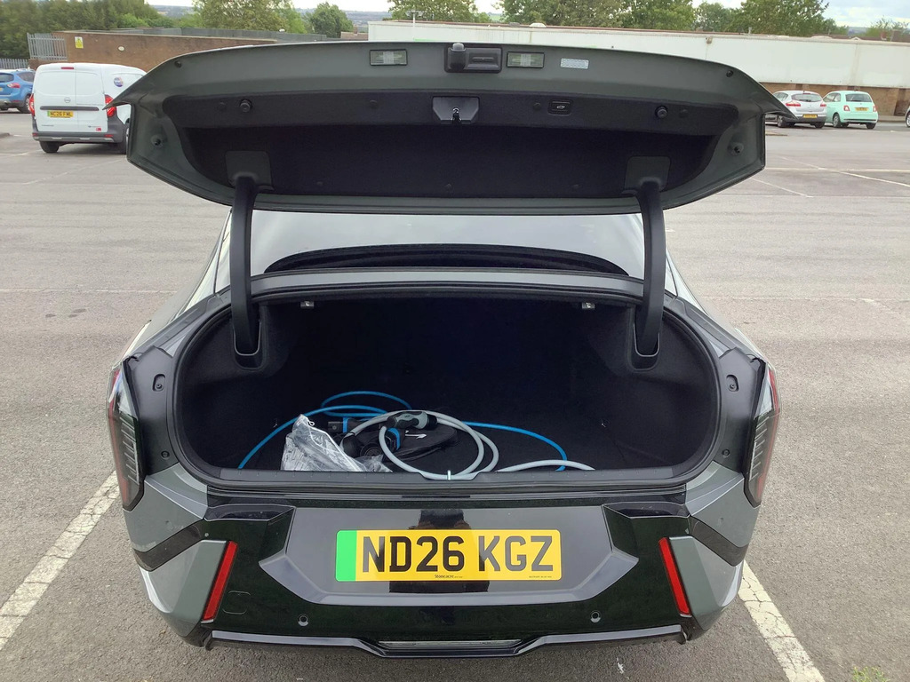 Kia EV4 81.4Kwh Air Hatchback 201 Bhp White #44