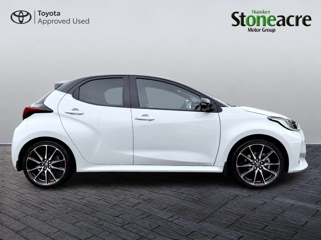 Toyota Yaris 1.5 Hybrid Gr Sport #2