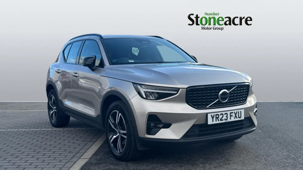 Volvo XC40 2.0 B3p Plus Dark