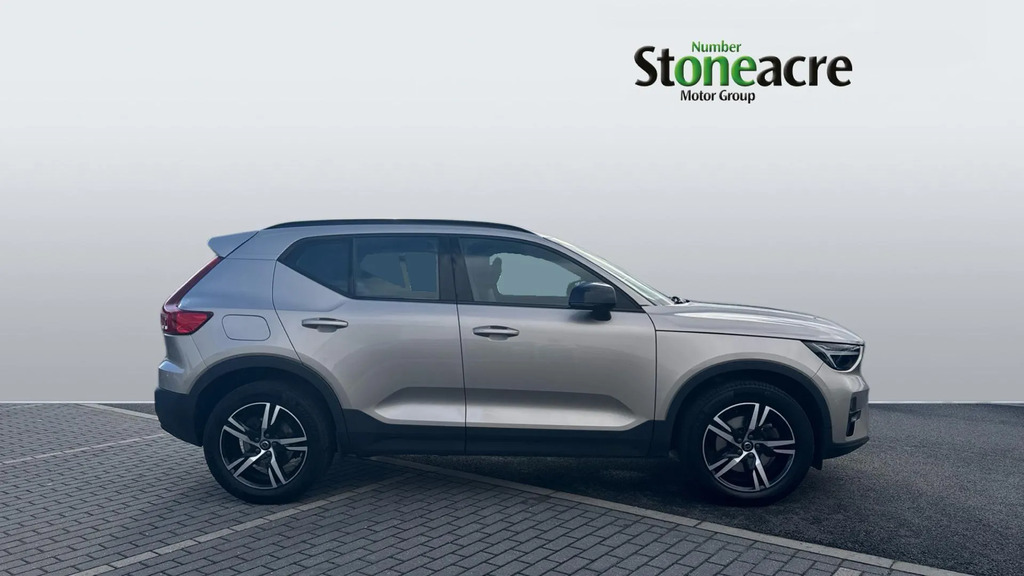 Volvo XC40 2.0 B3p Plus Dark #3