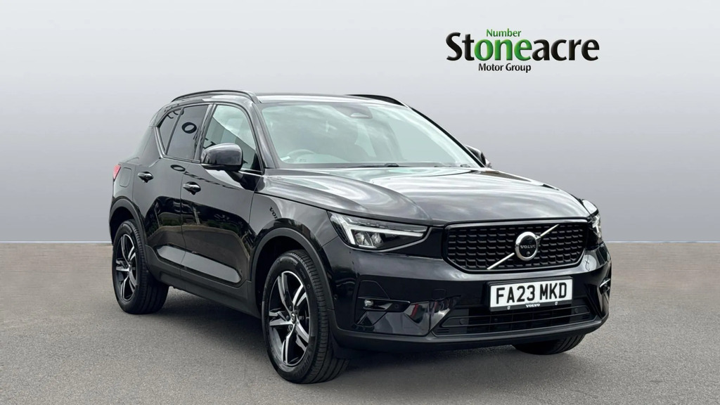 Volvo XC40 2.0 B3p Plus Dark