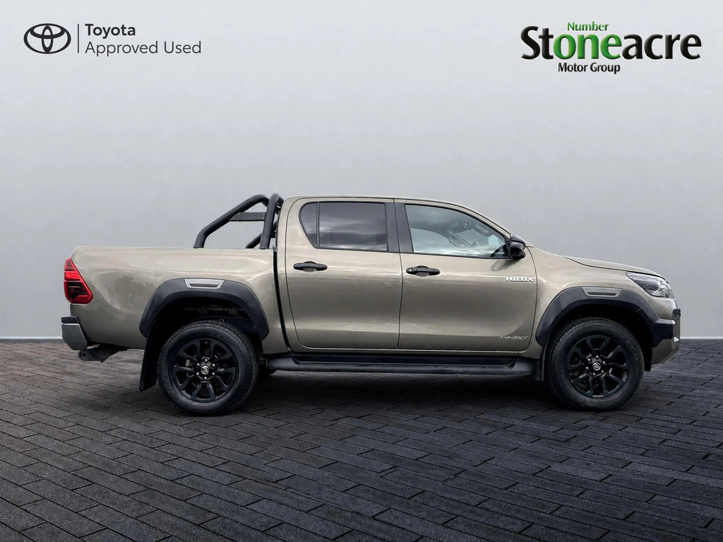 Toyota HILUX 2.8 D-4d-h Invincible X 4Wd Euro 6  #2