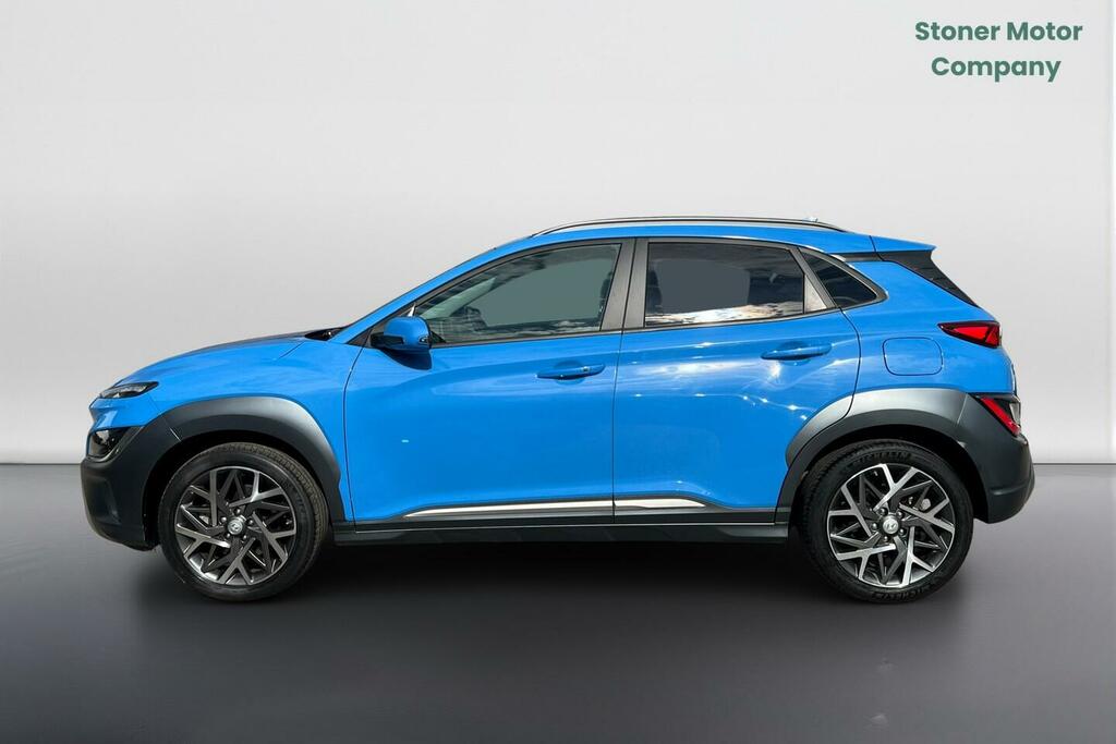 Hyundai Kona Hatchback Red #7